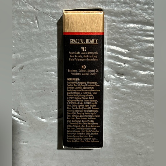 Yensa Super 8 VIBRANT SILK LIPSTICK in the colour Noble - Picture 5 of 16